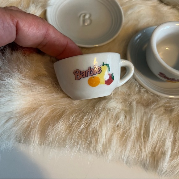 Chilton Toys Barbie Miniature Porcelain Tea Set - Picture 6 of 15